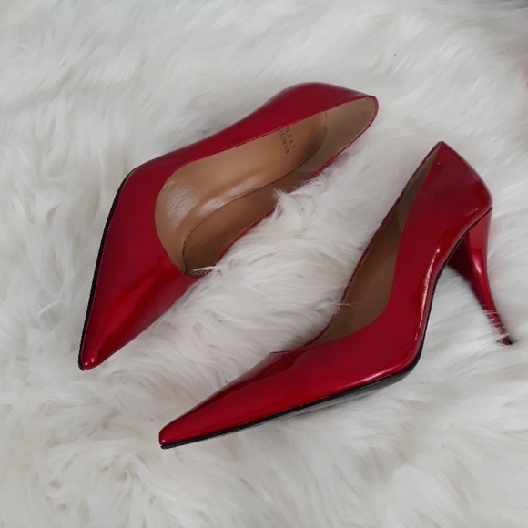 Stuart Weitzman Shoes - Stuart Weitzman red pointed toe 4 inch heels